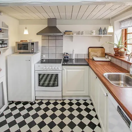 2 Bedroom Lovely In Samso *