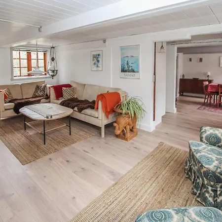 2 Bedroom Lovely In Samso Apartment